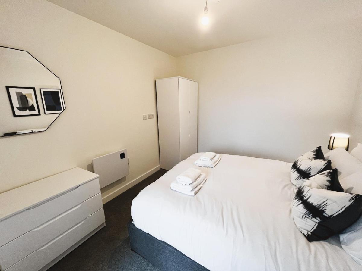 Brand New Modern 1 Bed Apartment Near Old Trafford Stadium Manchester Exterior photo